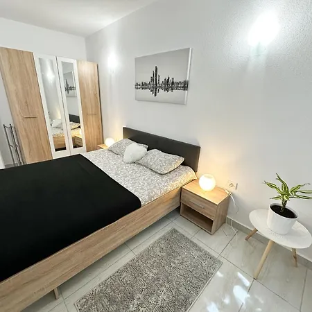 Sweet Dacia - By Open House Apartment