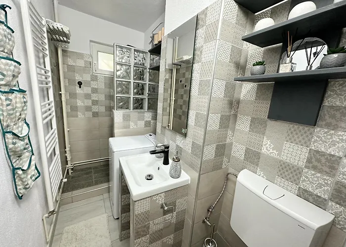 Sweet Dacia - By Open House *